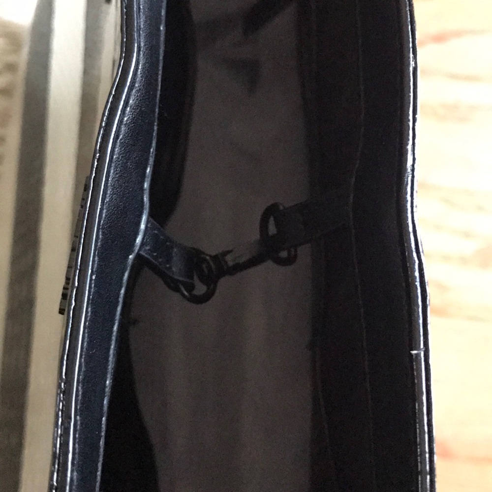 Victoria's secret snakeskin embossed  tote bag - Picture 5 of 5